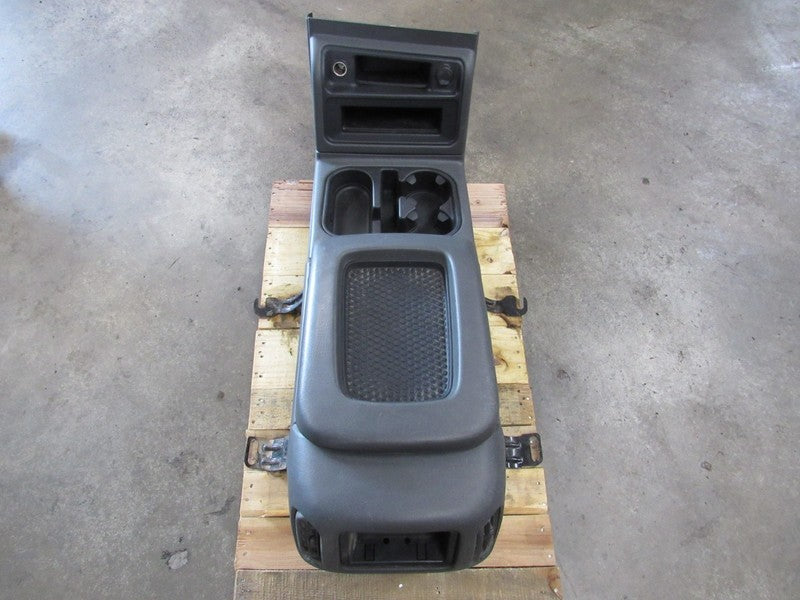 03-06 Silverado Sierra Complete Center Floor Console Swap Very Dark Pe
