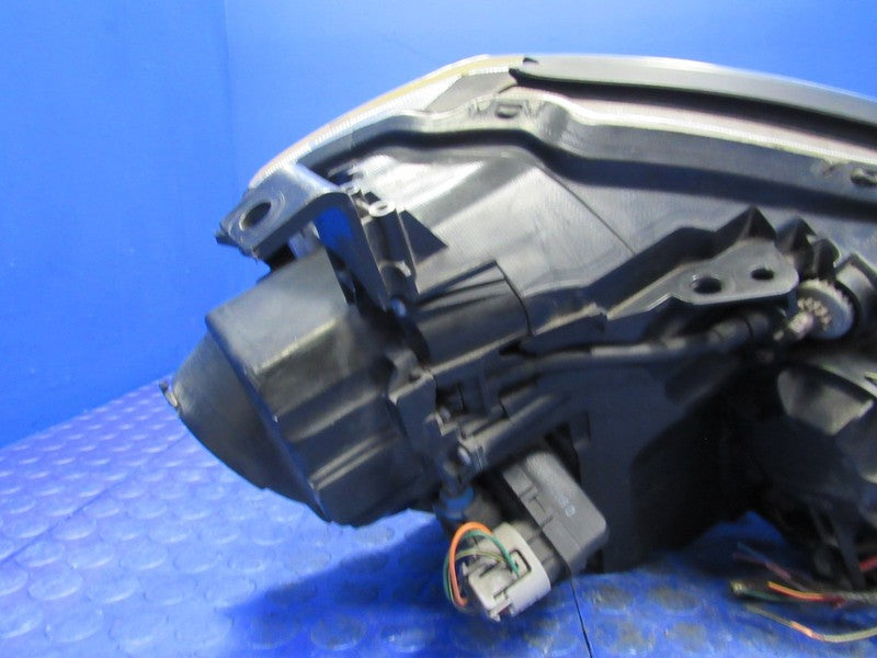 06-10 Infiniti M35 M45 Left LH Driver Side Xenon HID Headlight Lamp Ch