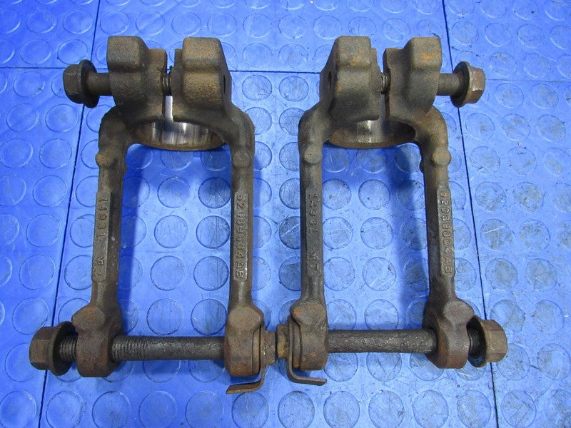05-10 Jeep Commander Grand Cherokee Front Lower Strut Shock Clevis For