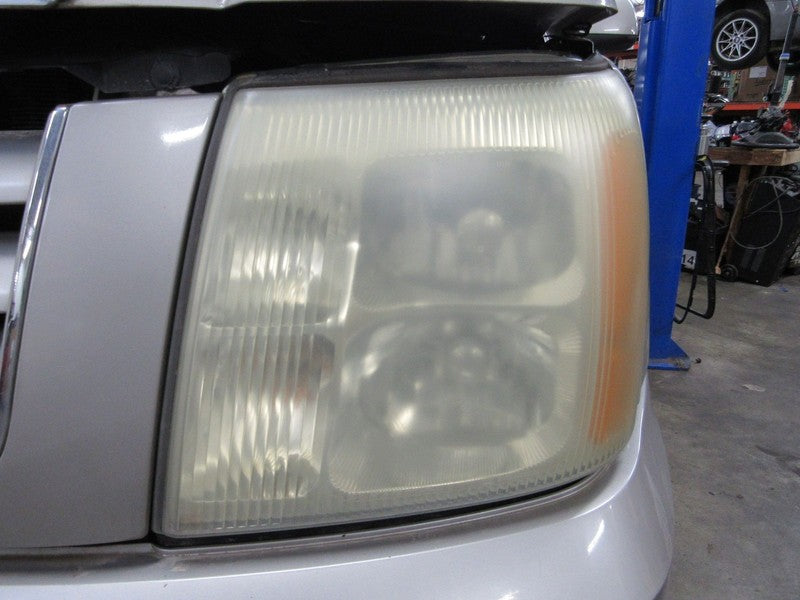 05-06 Cadillac Escalade ESV EXT Left LH Driver Side Headlight Head Lig