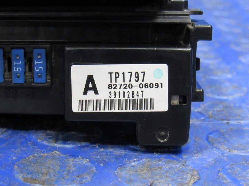 07-11 Toyota Camry Engine Fuse Box Junction Block Module OEM 82720-060