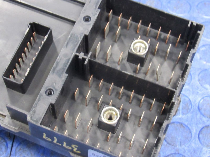 00 Ford F250 F350 Truck Under-Dash Cabin Fuse Relay Box Panel YC3T-14A