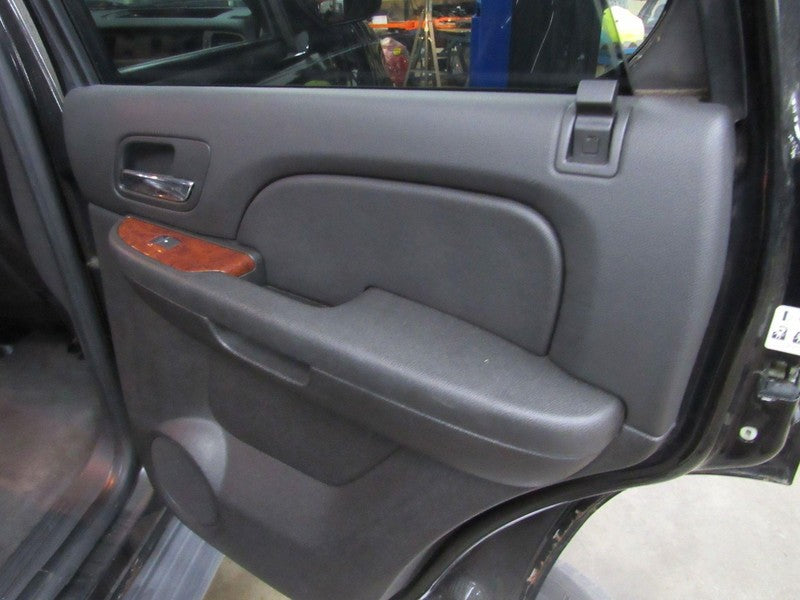 07-09 Yukon Tahoe Right RH Passenger Side Rear Door Trim Panel Black