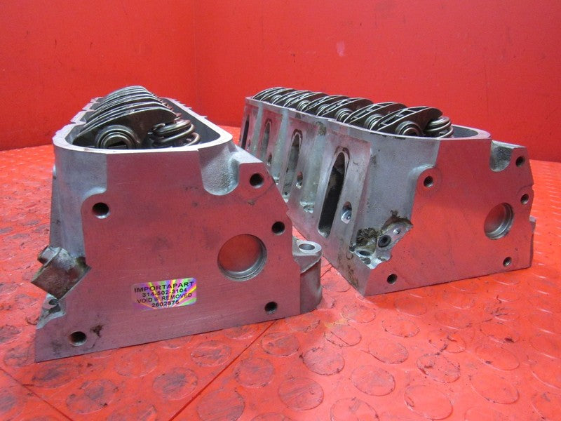 05-07 Silverado Sierra 1500 L33 243 Cathedral Port Cylinder Heads Pair