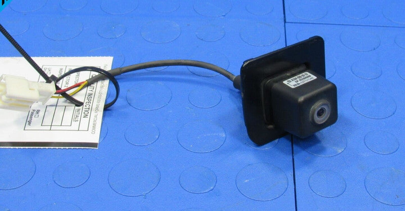 07-12 Mercedes GL320 GL450 GL550 Rear Hatch Reverse Backup Camera 1648