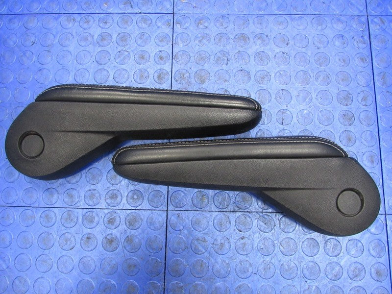 11-20 Caravan Town & Country Leather Front Right Left Seat Armrest Arm