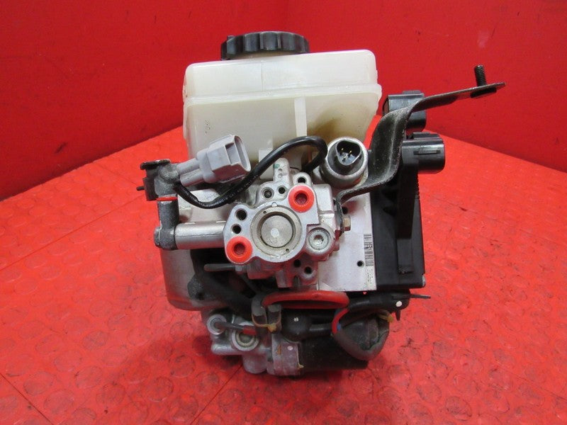 02-10 Lexus SC430 ABS Anti-Lock Brake Pump Booster Master Cylinder 508