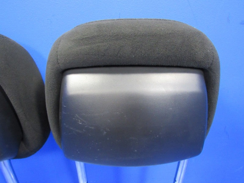 11-16 Town and Country Caravan Front Seat Active Headrests Head Rest B