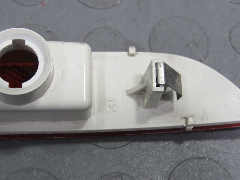 04-08 Chrysler Crossfire Right Passenger RH Rear Side Corner Marker Li