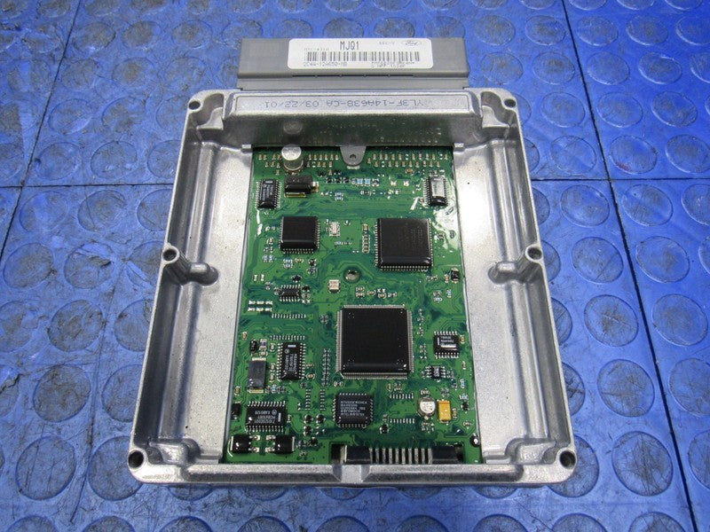 02 Ford F250 F350 6.8L V10 AT ECU ECM PCM Engine Computer 2C4A-12A650-