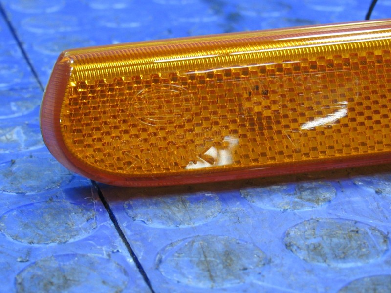 99-04 Porsche 911 / 97-04 Boxster Front Left Driver Side Corner Marker