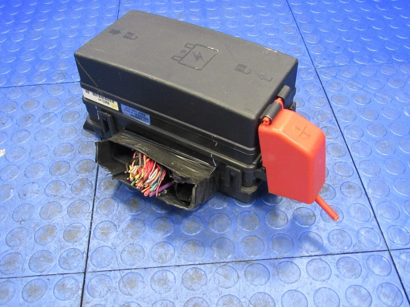 08-11 Cadillac DTS Buick Lucerne Cabin Under Seat Interior Fuse Relay 