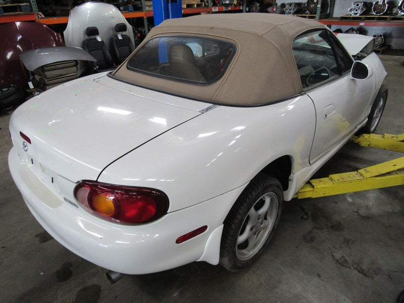 99-05 Mazda Miata MX-5 NB Fuel Tank Door Gas Filler Lid Chaste White P
