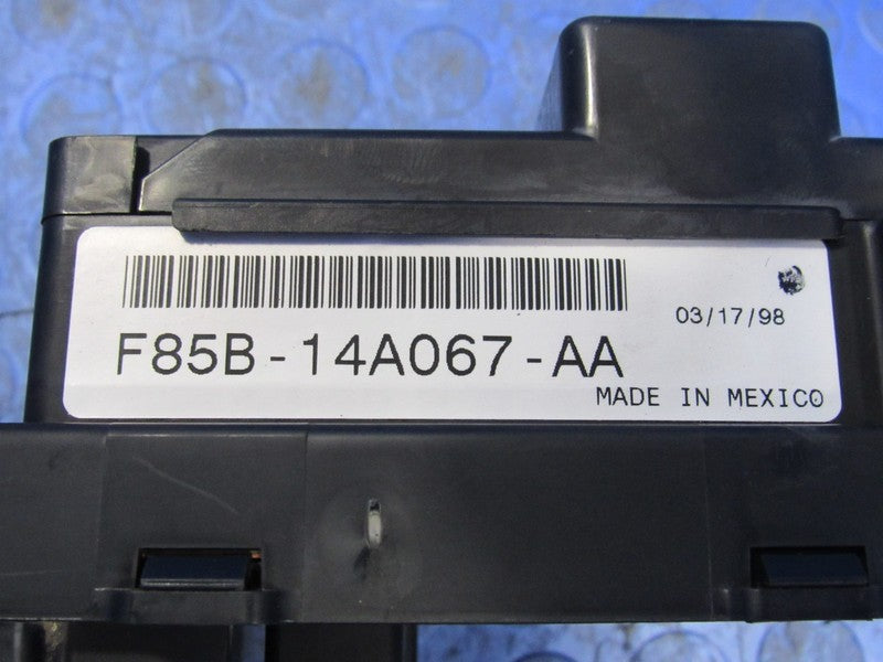 97-98 Ford F-150 Truck Under-Dash Cabin Fuse Relay Box Panel F85B-14A0