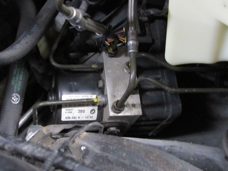 03-05 BMW 325 330 Z4 ABS Anti Lock Brake Pump 6 762 959