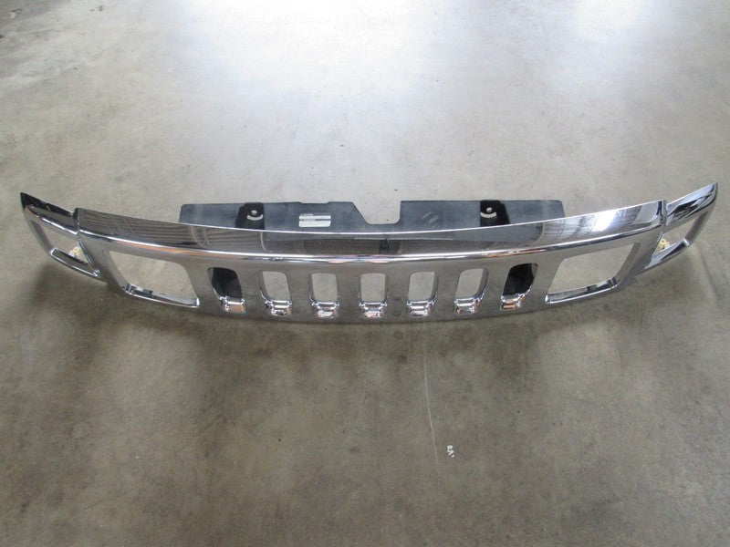 06-10 Hummer H3 H3T Front Upper Radiator Grille Assembly Chrome 152952