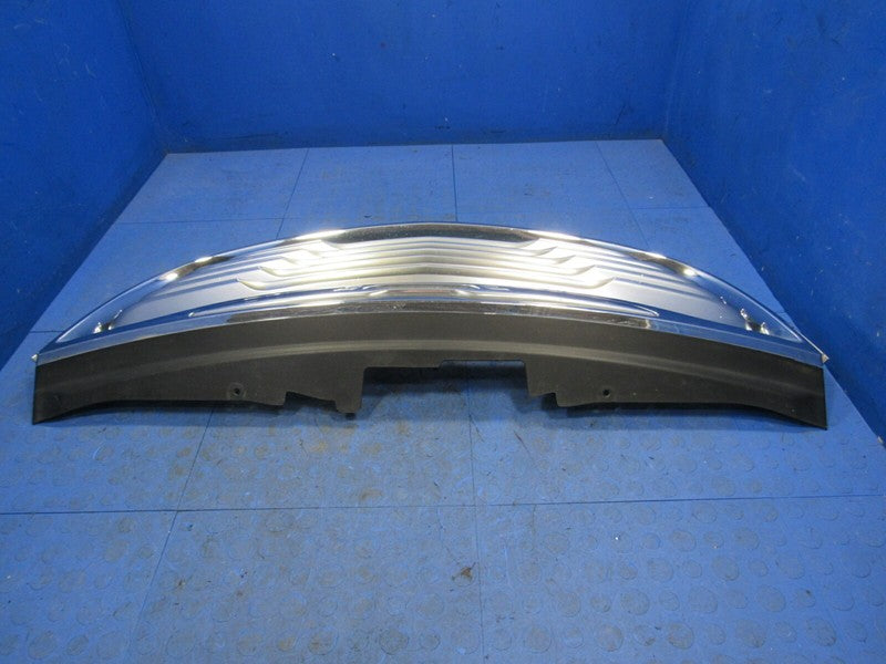 11-16 Chrysler Town & Country Front Radiator Center Grill Grille Chrom