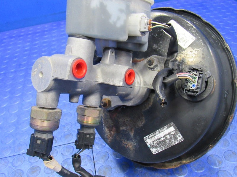01-02 Toyota Sequoia Brake Booster & Master Cylinder Complete W/ Senso