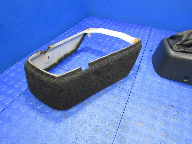 99-01 Honda CRV CR-V 5MT Manual Shifter Bezel Assembly 83401-S10-A01ZB