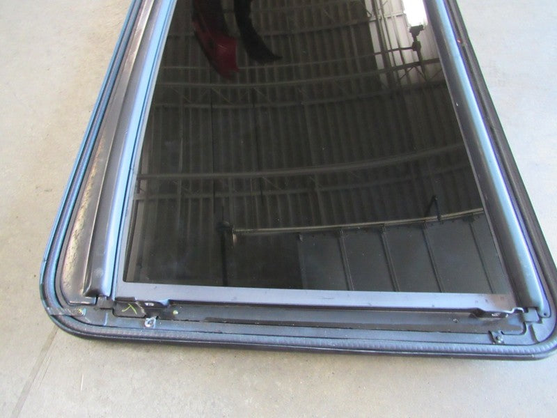 01-07 Toyota Sequoia Tundra Sunroof Sun Moon Roof Moonroof Glass Panel