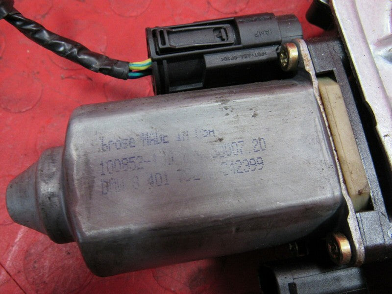 96-02 BMW Z3 Right Passenger RH Power Window Motor Regulator OEM 1992