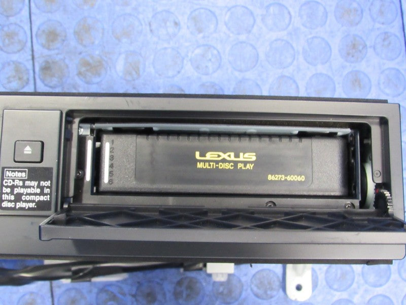 06-07 Land Cruiser LX470 UZJ100 Disc CD Player Changer Magazine 86270-