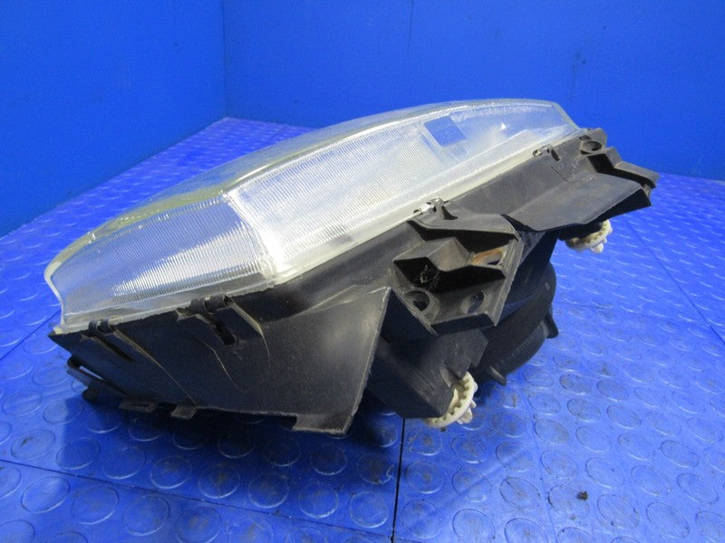 96-03 Volkswagen Eurovan Right Passenger Halogen Headlight Head Light 
