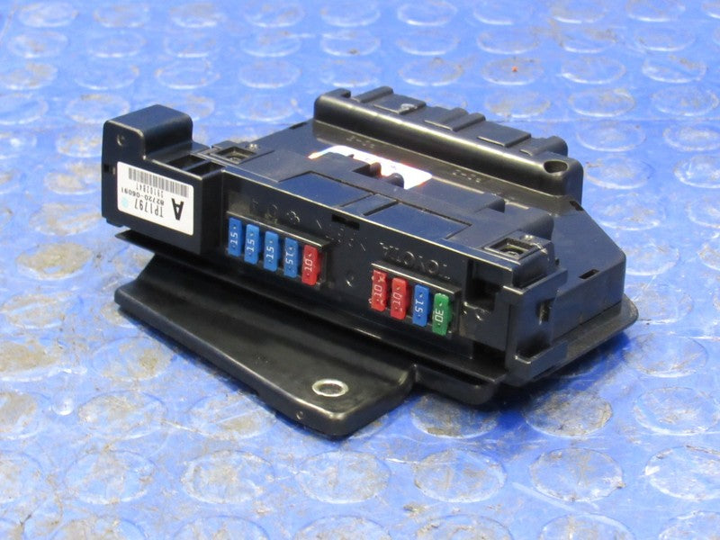 07-11 Toyota Camry Engine Fuse Box Junction Block Module OEM 82720-060