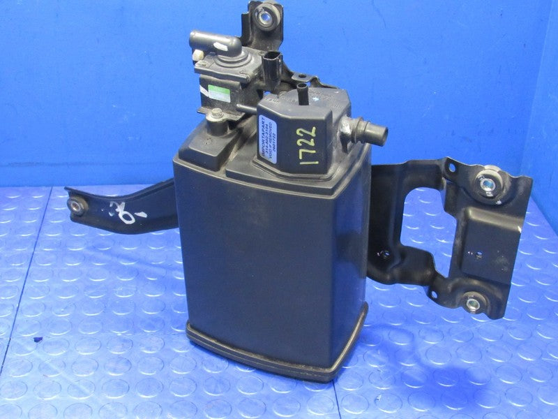 03-04 Honda Pilot 01-02 Acura MDX EVAP Fuel Vapor Charcoal Canister OE
