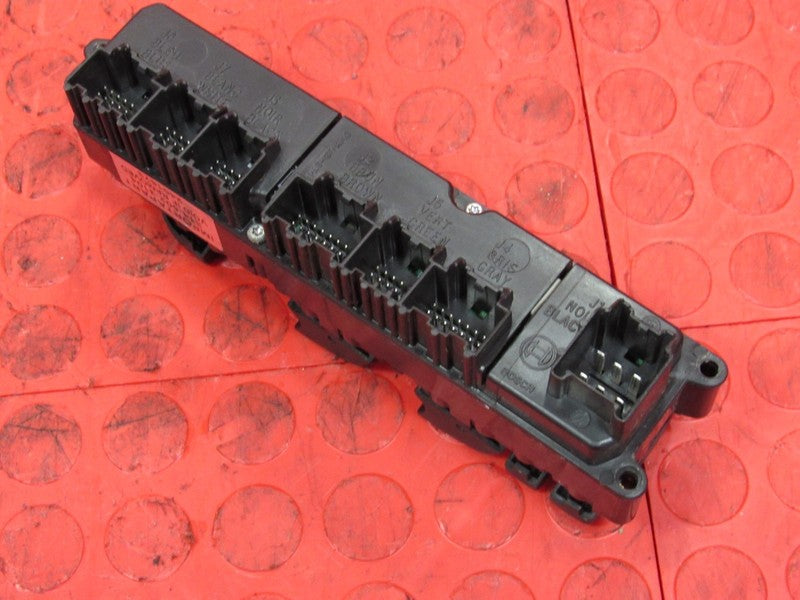 07-14 Silverado Tahoe Yukon Left LH Driver Side Power Window Lock Swit