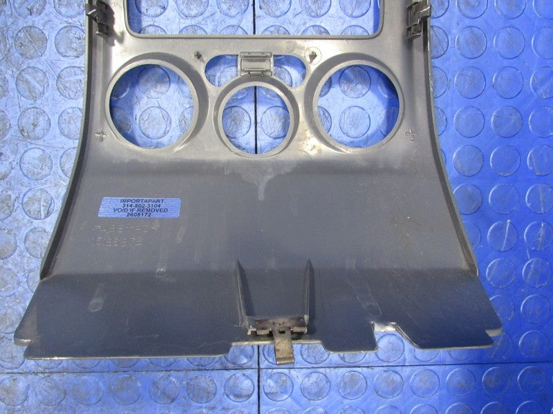 04-12 Chevrolet Colorado GMC Canyon Dash Radio Vent Bezel Trim Vents G