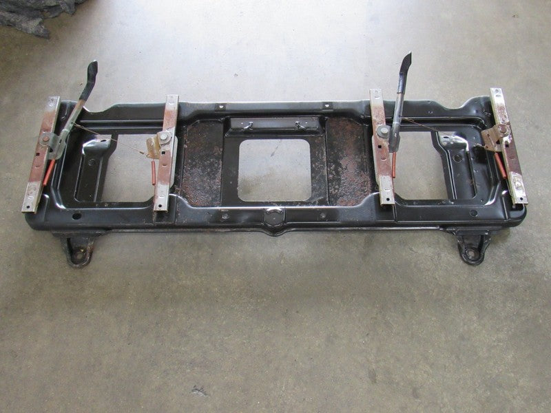 92-96 Ford F150 F250 OBS 40/20/40 Split Front Bench Seat Bracket Pan T