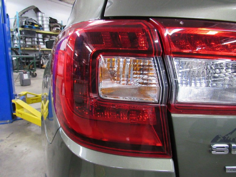 15-19 Subaru Outback Left LH Driver Side Outer Taillight Tail Light La