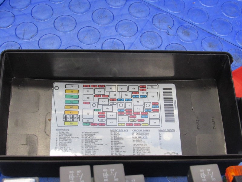 01-03 Cadillac Deville Cabin Under Seat 15410962 Interior Fuse Relay B