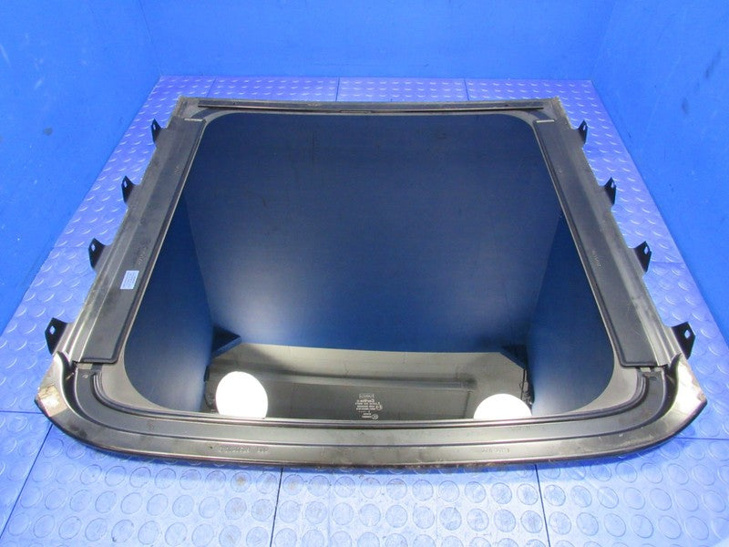 11-19 Ford Explorer Rear Panoramic Sun Moon Roof Glass Panel OEM 6960
