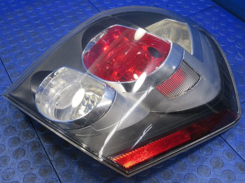 09-10 Pontiac Vibe Passenger RH Right Outer Taillight Tail Light Lamp 