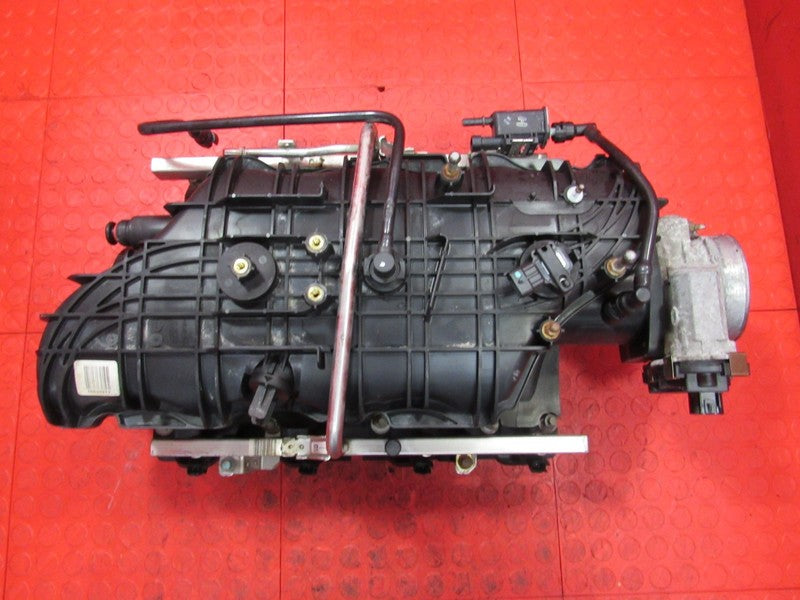 10-18 Chevy NNBS 6.0 LS L96 Complete Intake Manifold Throttle Body 126
