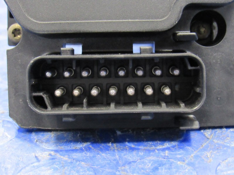 02-03 VW Eurovan ESP ABS Anti-Lock Brake Pump Module Assy OEM 7D0 614 