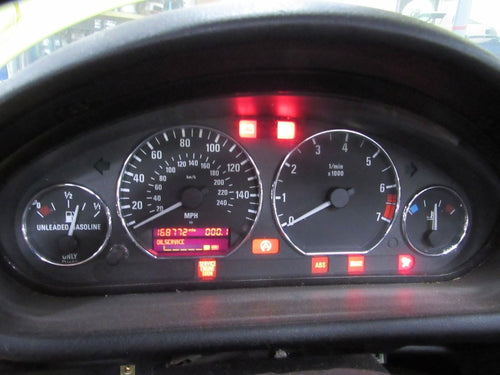 01-02 BMW Z3 Instrument Cluster Speedometer Odometer 168772