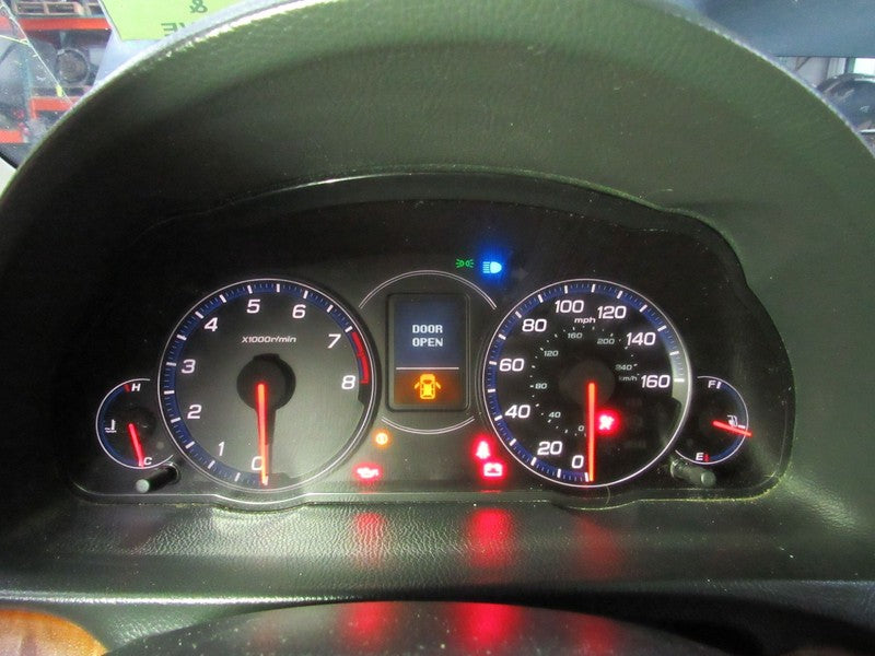 07 Acura TSX MT Instrument Cluster Speedometer Odometer 220664
