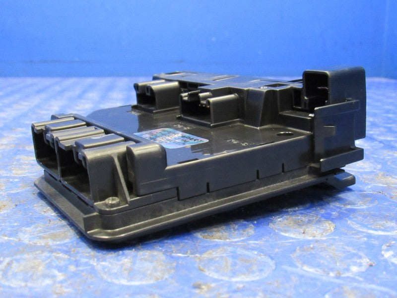 07-11 Toyota Camry Engine Fuse Box Junction Block Module OEM 82720-060