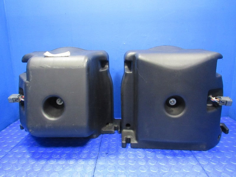 01-04 Ford Mustang Premium Mach 1000 Subwoofer Sub Box Amp Rack Assemb