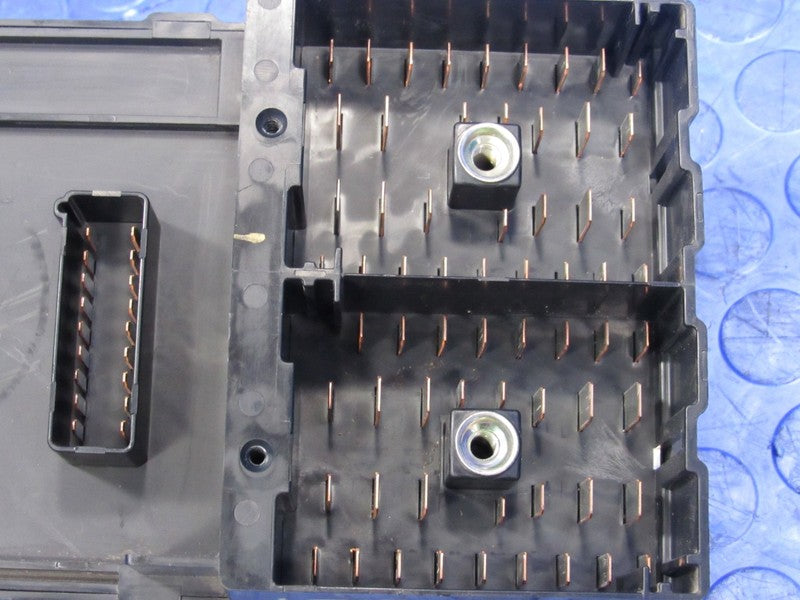99 Ford F250 F350 Truck Under-Dash Cabin Fuse Relay Box Panel F81B-14A