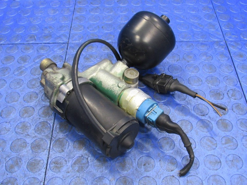 93-94 Jaguar XJ6 XJ12 VDP ABS Anti-Lock Brake Pump Booster Accumulator