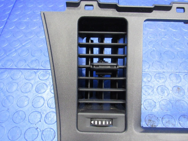 15-20 Toyota Sienna Shifter 7" Radio Dual Climate Control Bezel Vent T