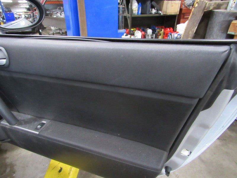 06-08 Mazda Miata MX-5 NC Right RH Passenger Side Front Door Trim Pane