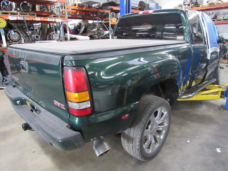 99-06 Silverado Sierra Extended Cab Left LH Driver Side Rear Door Wind