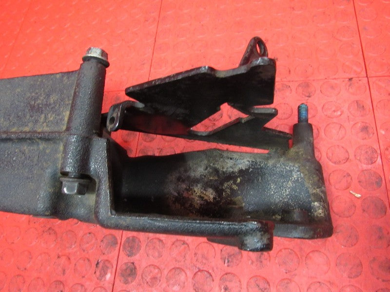 96-00 Chevrolet GMC C/K 2500 3500 7.4L 454 Power Steering Pump Bracket