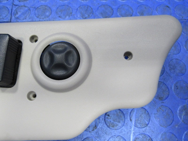 03-06 Silverado Yukon Escalade Left Driver Power Seat Control Switch 8