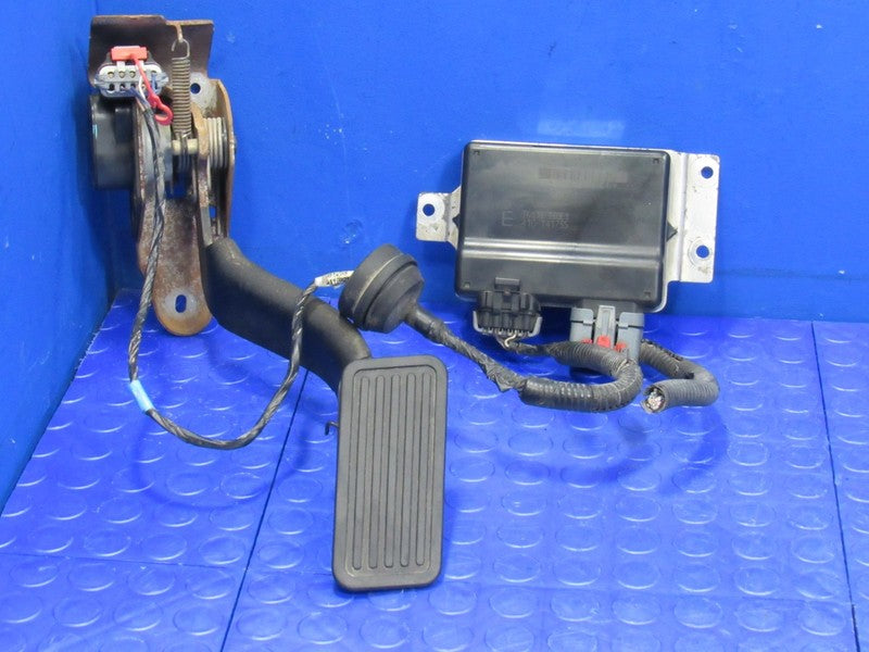 03-05 Chevy Silverado Suburban GMC Yukon Gas Pedal Drive By Wire TAC M